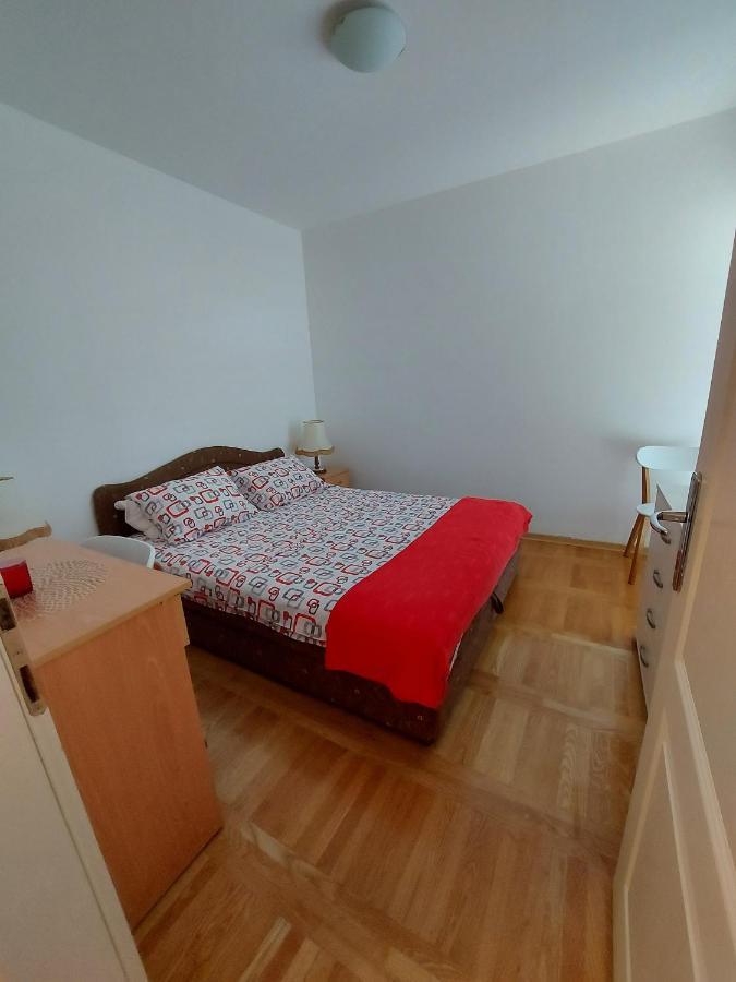 One Bedroom Apartment Ljilja Sveti Stefan Eksteriør billede