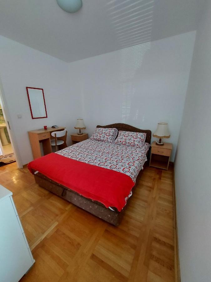 One Bedroom Apartment Ljilja Sveti Stefan Eksteriør billede